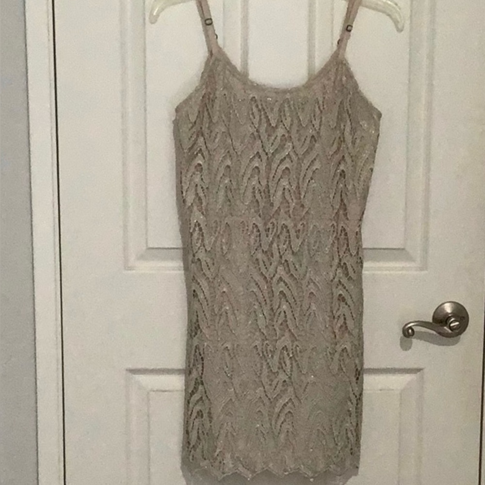 Alice + Olivia gorgeous lace dress size small